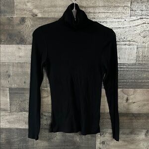 Women’s Black Long Sleeve Turtleneck